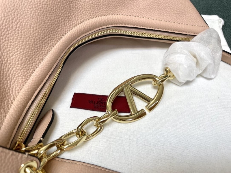 Va1e*ntin0 hobo bag